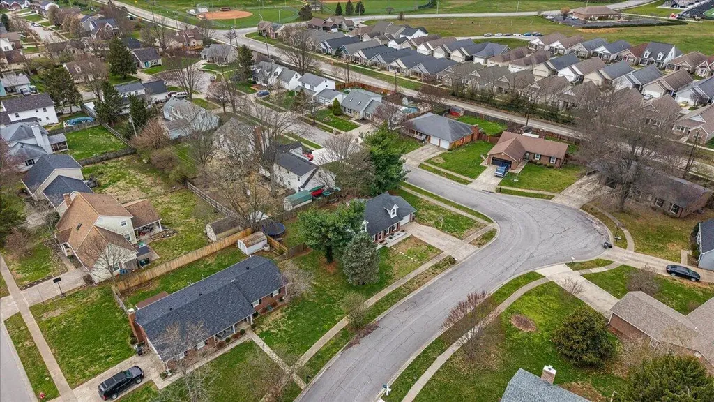 515 Berlin Drive Versailles KY 40383