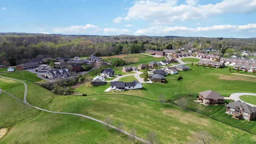 297 W Saddlebrook Drive Somerset KY 42503