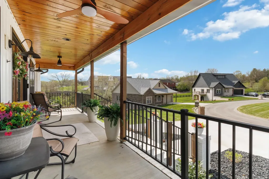 297 W Saddlebrook Drive Somerset KY 42503