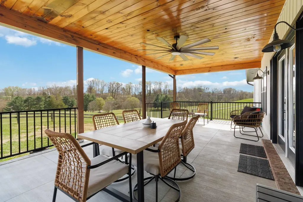 297 W Saddlebrook Drive Somerset KY 42503