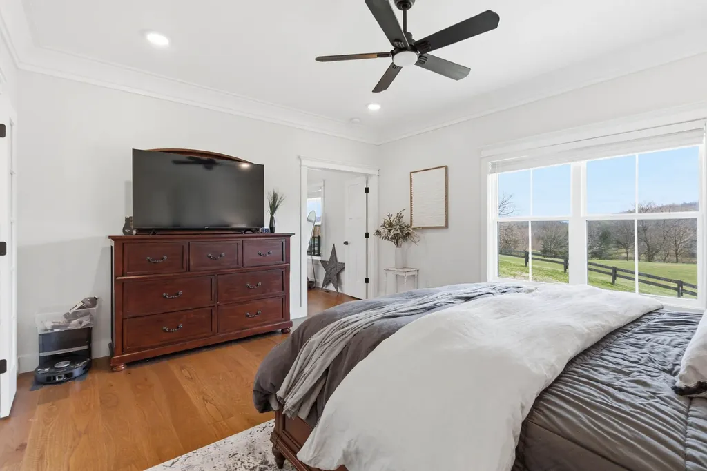 297 W Saddlebrook Drive Somerset KY 42503