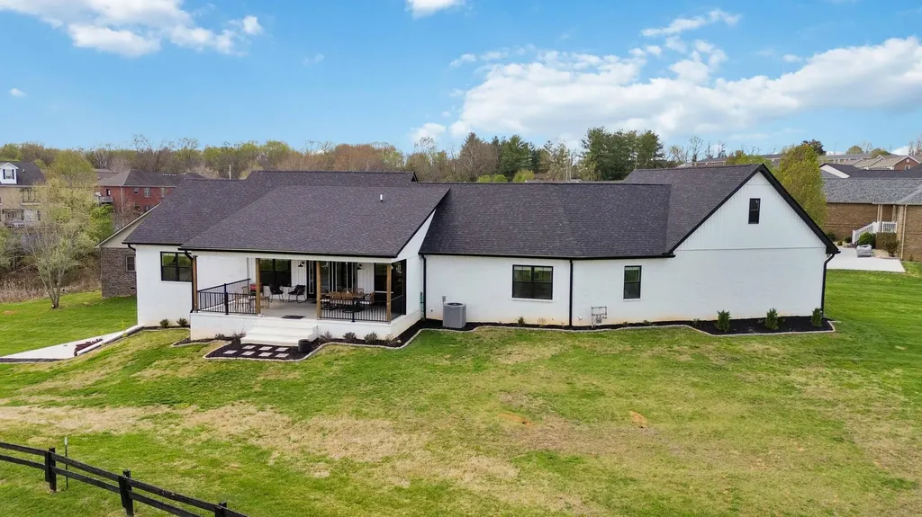297 W Saddlebrook Drive Somerset KY 42503