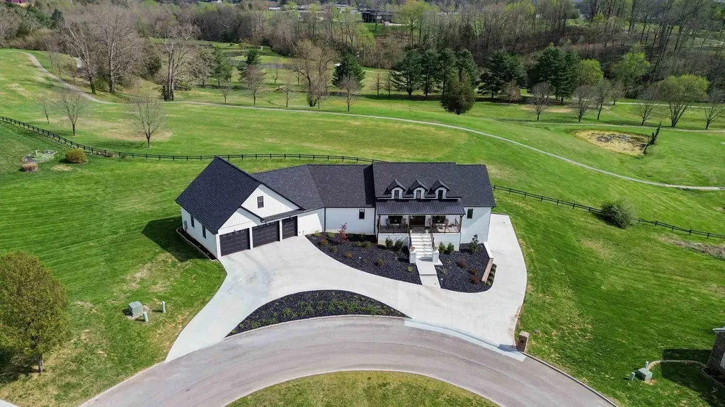 297 W Saddlebrook Drive Somerset KY 42503