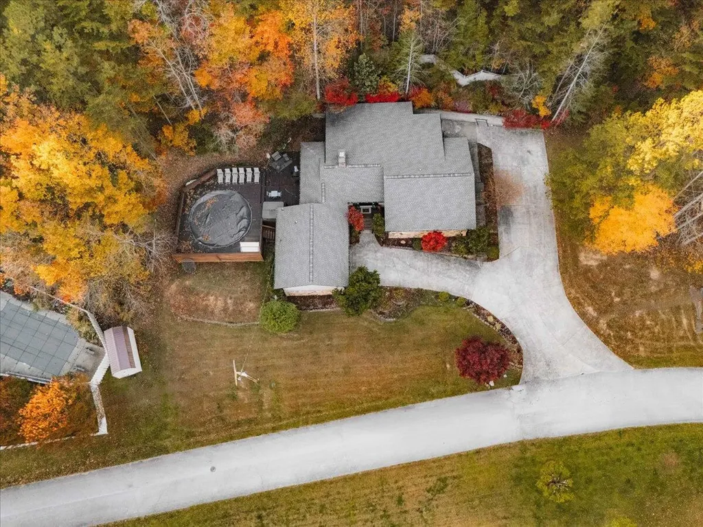 1211 Forest Circle Drive Corbin KY 40701