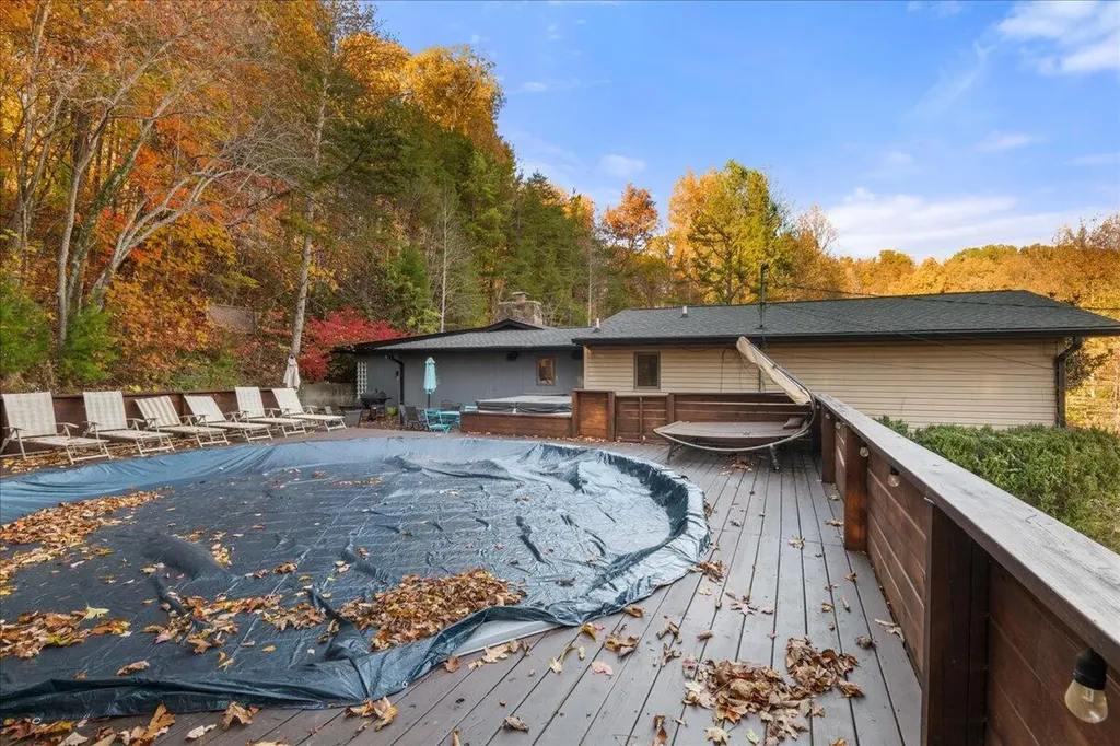 1211 Forest Circle Drive Corbin KY 40701