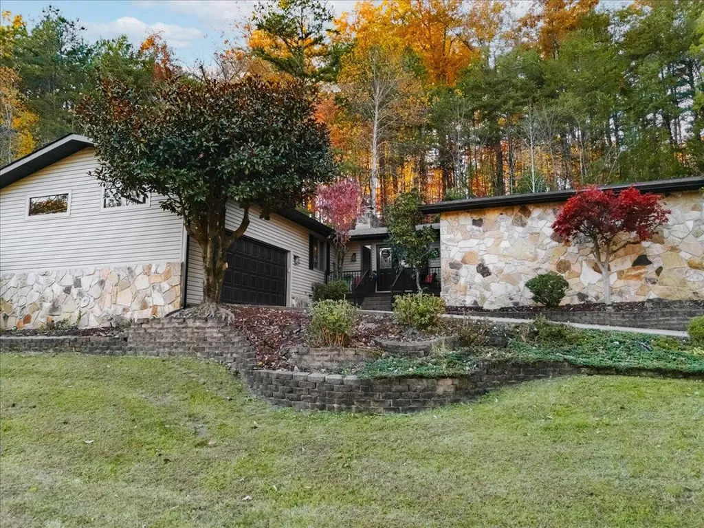 1211 Forest Circle Drive Corbin KY 40701