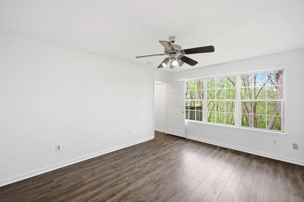 330 Williamsburg Lane Georgetown KY 40324