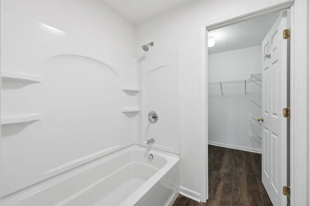 330 Williamsburg Lane Georgetown KY 40324