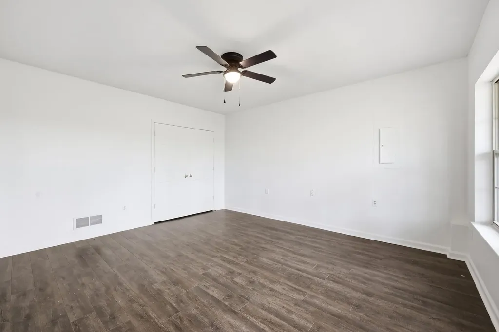 330 Williamsburg Lane Georgetown KY 40324