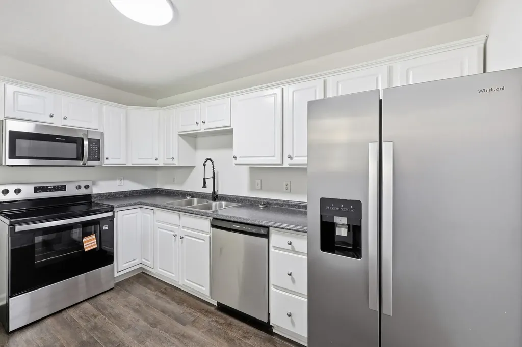 330 Williamsburg Lane Georgetown KY 40324