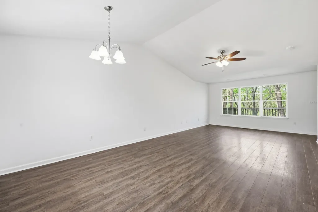 330 Williamsburg Lane Georgetown KY 40324