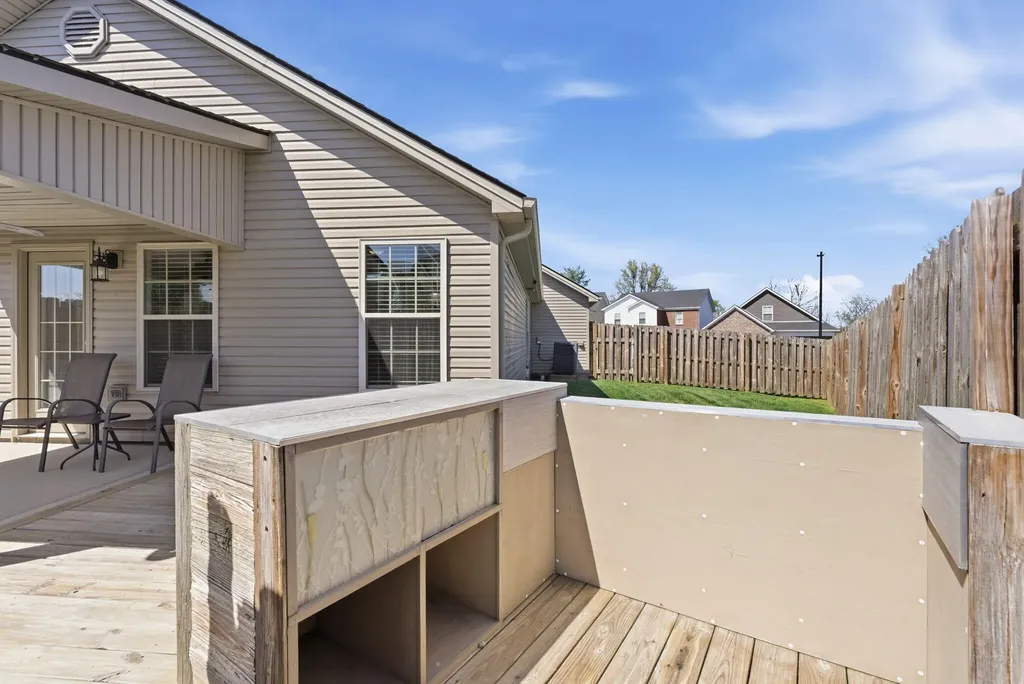 2901 Sullivans Trace Lexington KY 40511