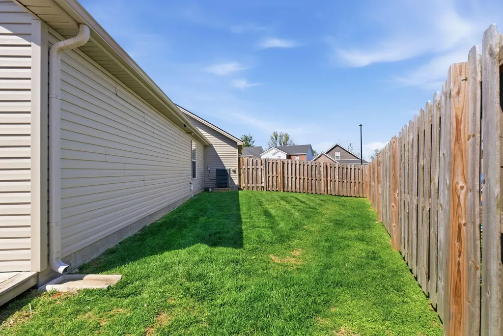2901 Sullivans Trace Lexington KY 40511