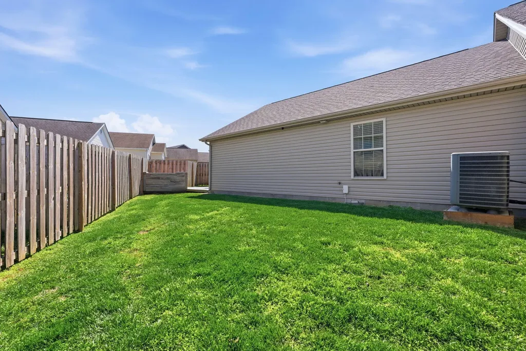 2901 Sullivans Trace Lexington KY 40511