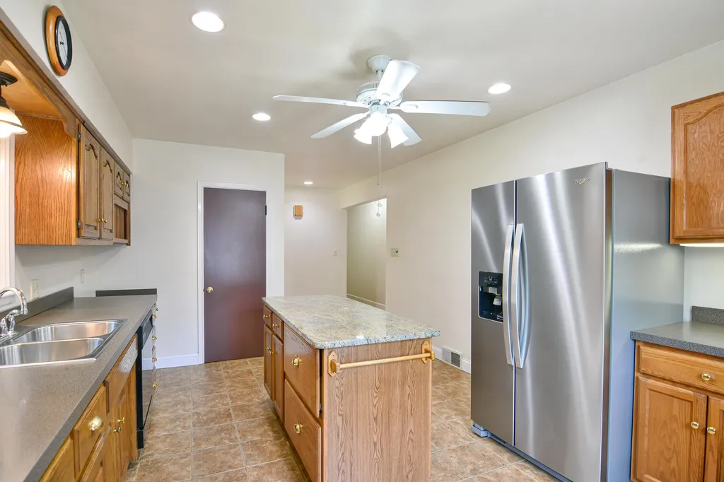 314 Glendover Road Lexington KY 40503