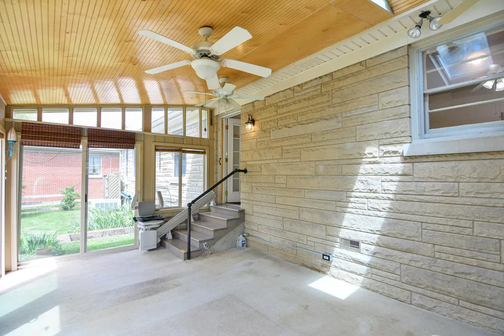 314 Glendover Road Lexington KY 40503