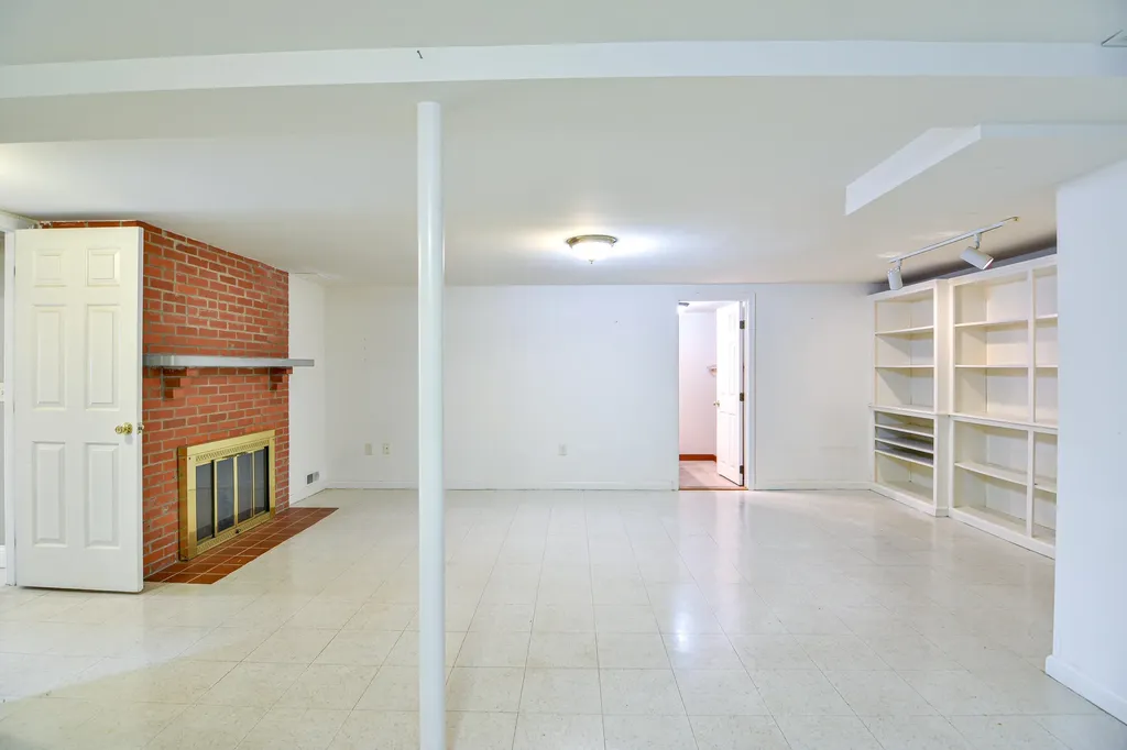 314 Glendover Road Lexington KY 40503