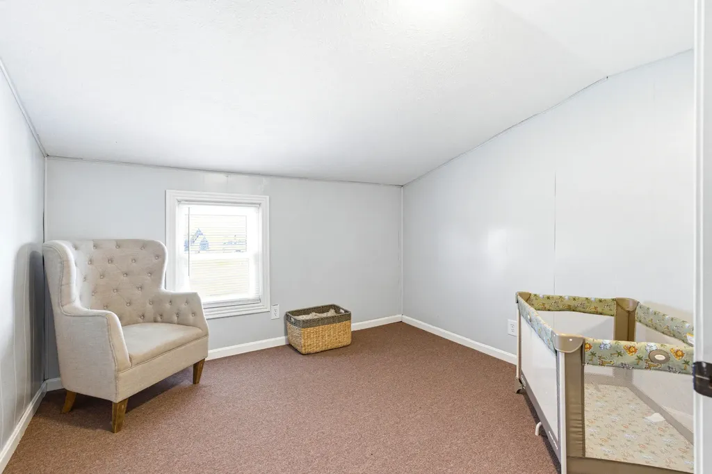 5821 Lawrenceburg Road Chaplin KY 40012