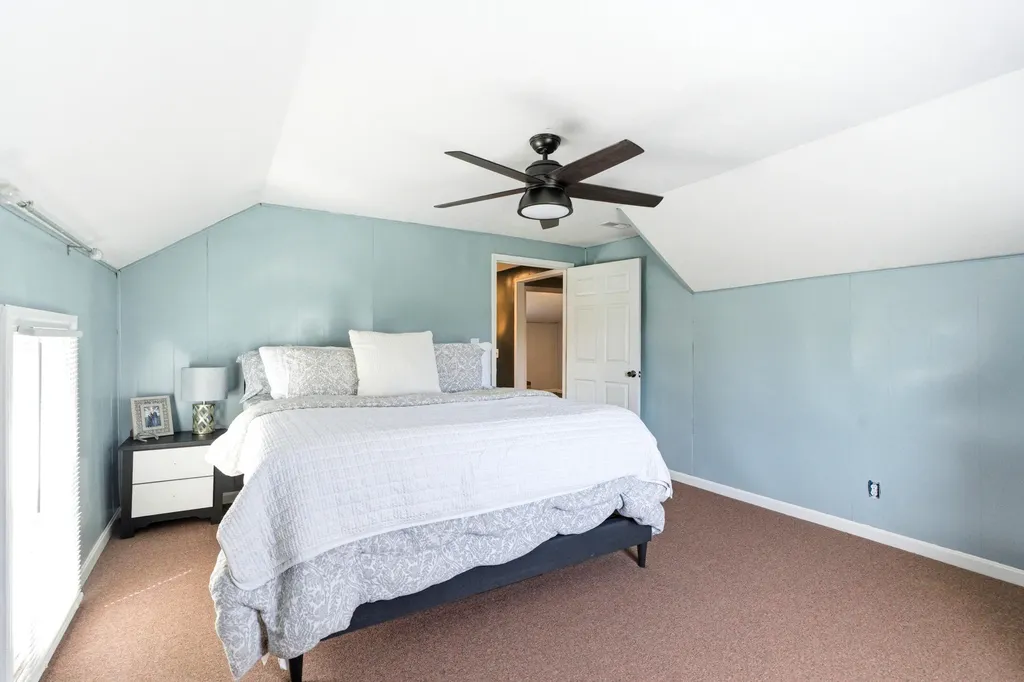 5821 Lawrenceburg Road Chaplin KY 40012