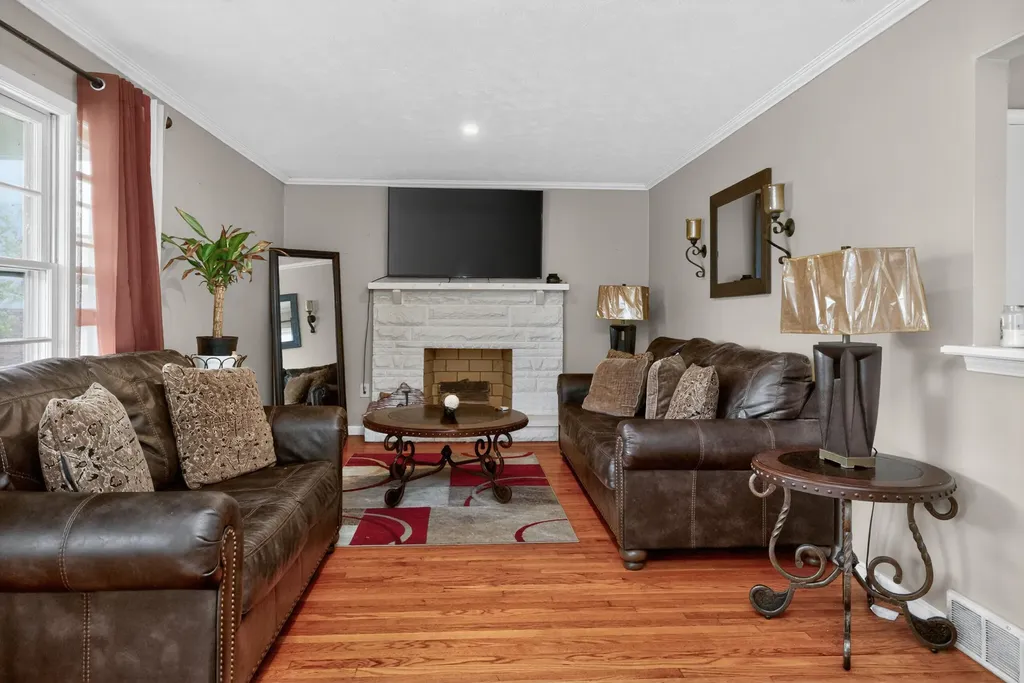 1826 Donco Court Lexington KY 40505