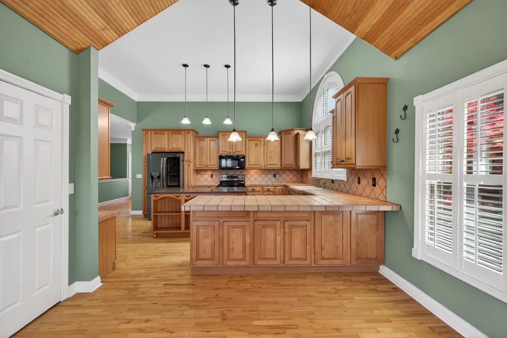 222 Ashton Oak Way Winchester KY 40391