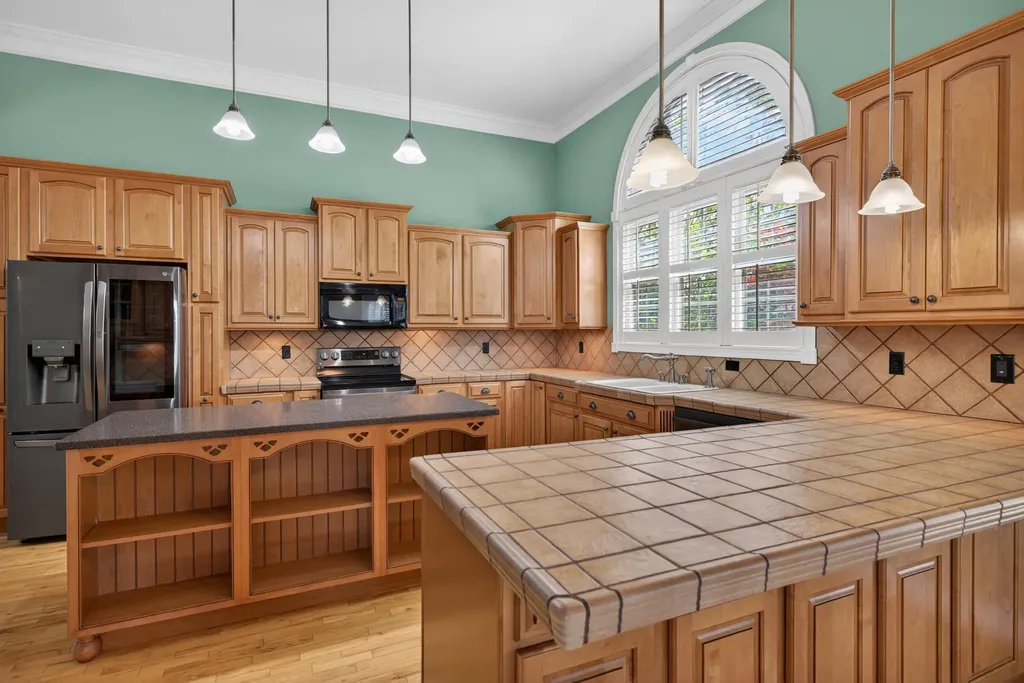 222 Ashton Oak Way Winchester KY 40391