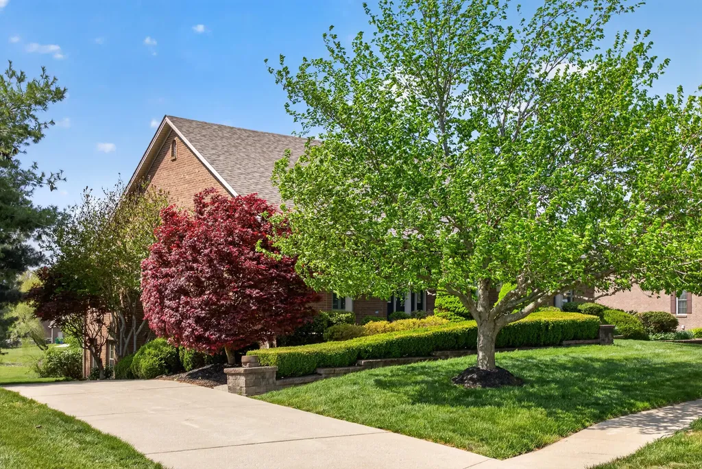 222 Ashton Oak Way Winchester KY 40391