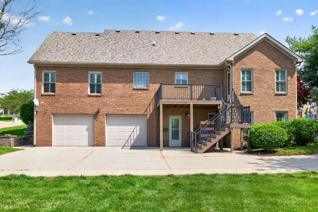 222 Ashton Oak Way Winchester KY 40391