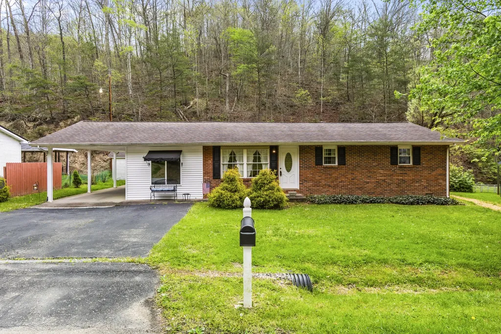 460 Pleasant Valley Road Morehead KY 40351