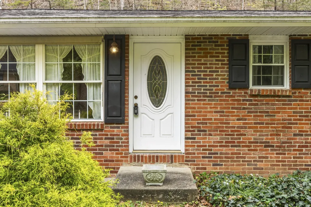 460 Pleasant Valley Road Morehead KY 40351