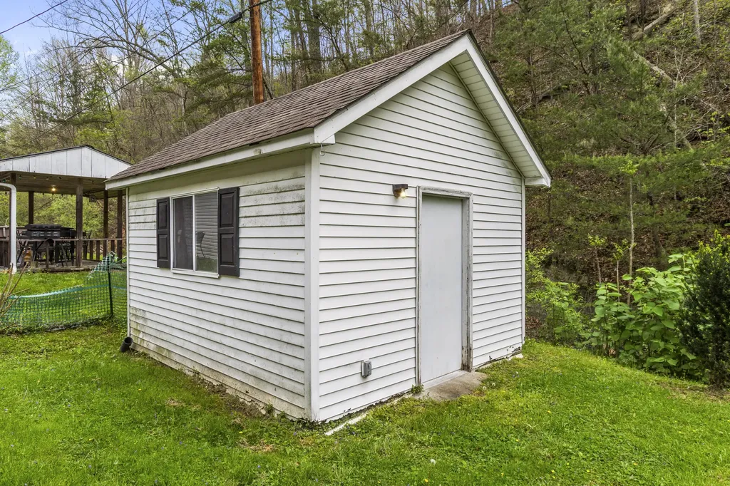 460 Pleasant Valley Road Morehead KY 40351