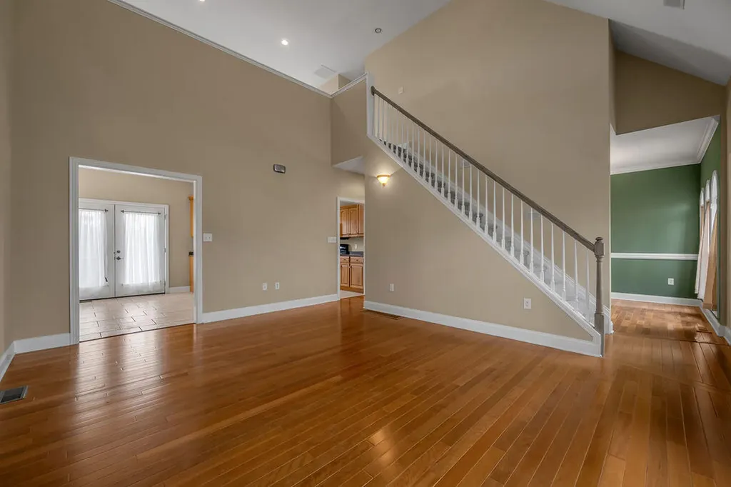 231 Lakeshore Drive Georgetown KY 40324