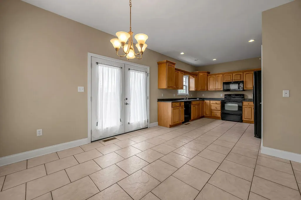 231 Lakeshore Drive Georgetown KY 40324