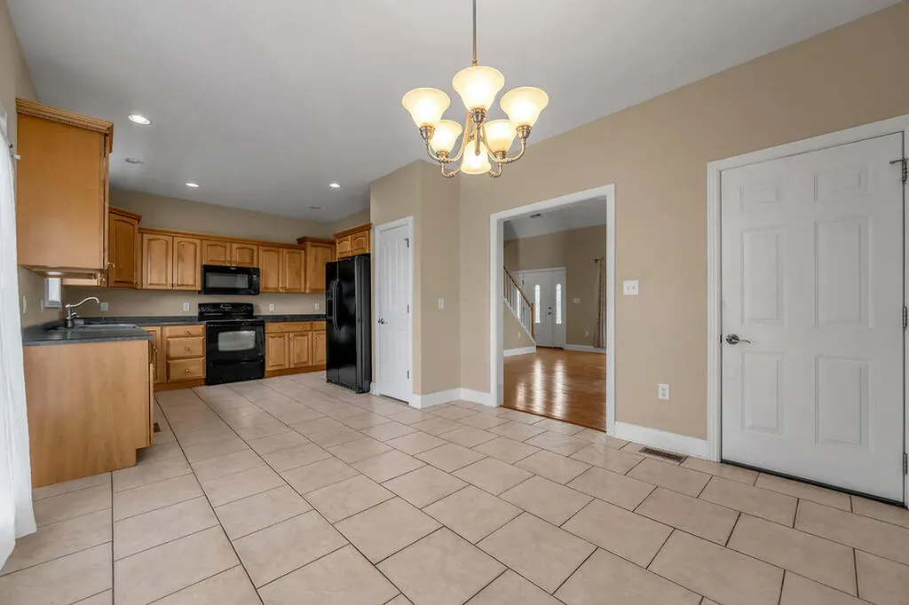 231 Lakeshore Drive Georgetown KY 40324