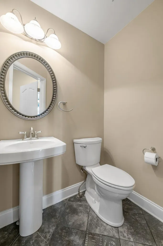 231 Lakeshore Drive Georgetown KY 40324