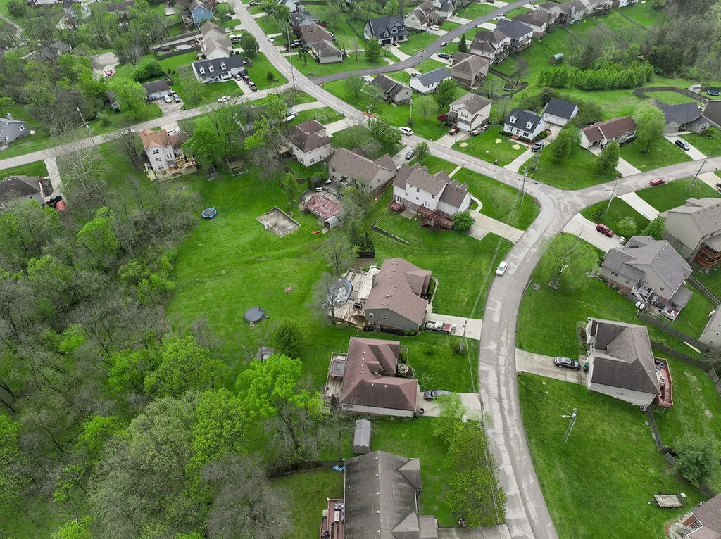 231 Lakeshore Drive Georgetown KY 40324