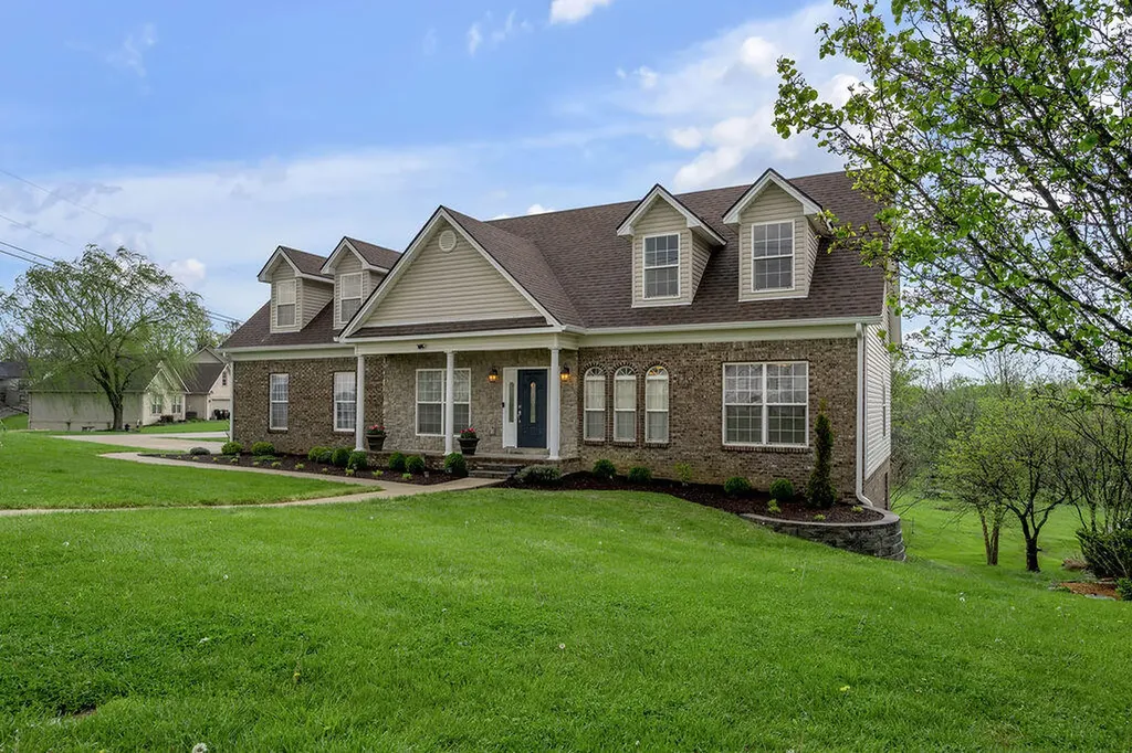 231 Lakeshore Drive Georgetown KY 40324