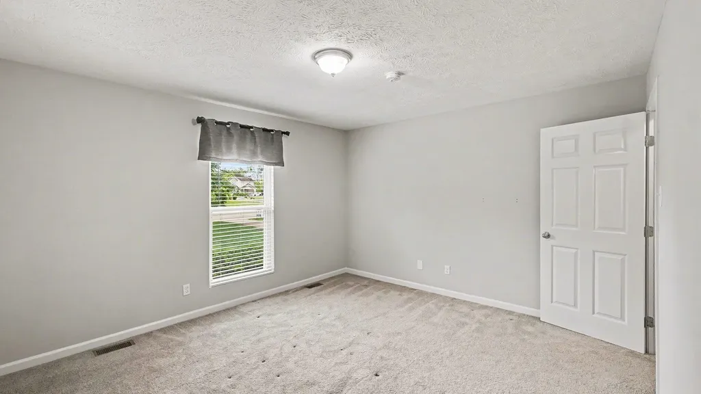 1529 Versailles Road Lexington KY 40504