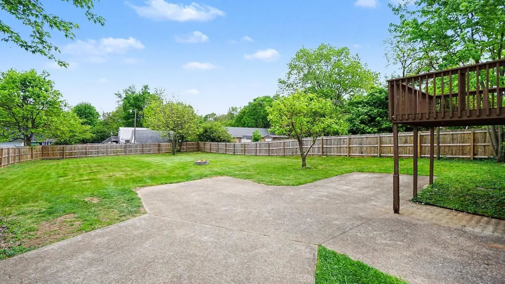 1529 Versailles Road Lexington KY 40504