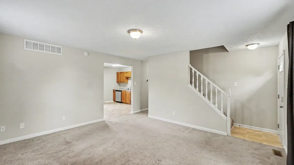 1529 Versailles Road Lexington KY 40504