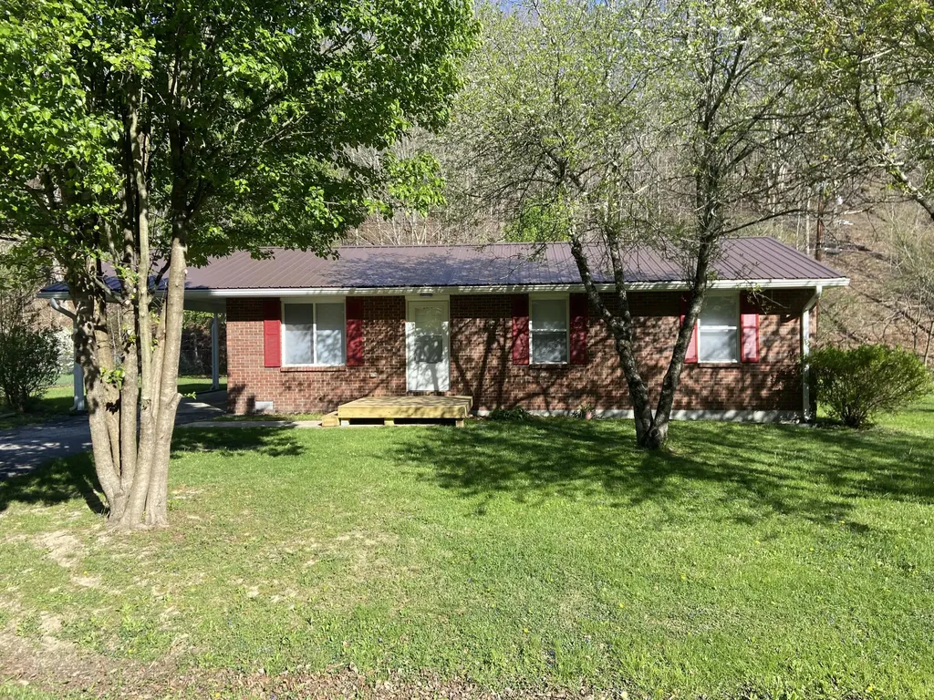 326 Pleasant Valley Road Morehead KY 40351