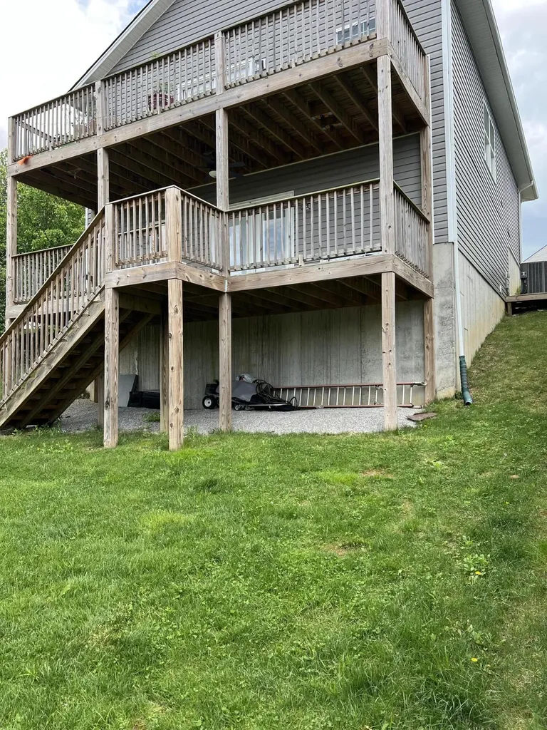 200 Dubuy Drive Winchester KY 40391