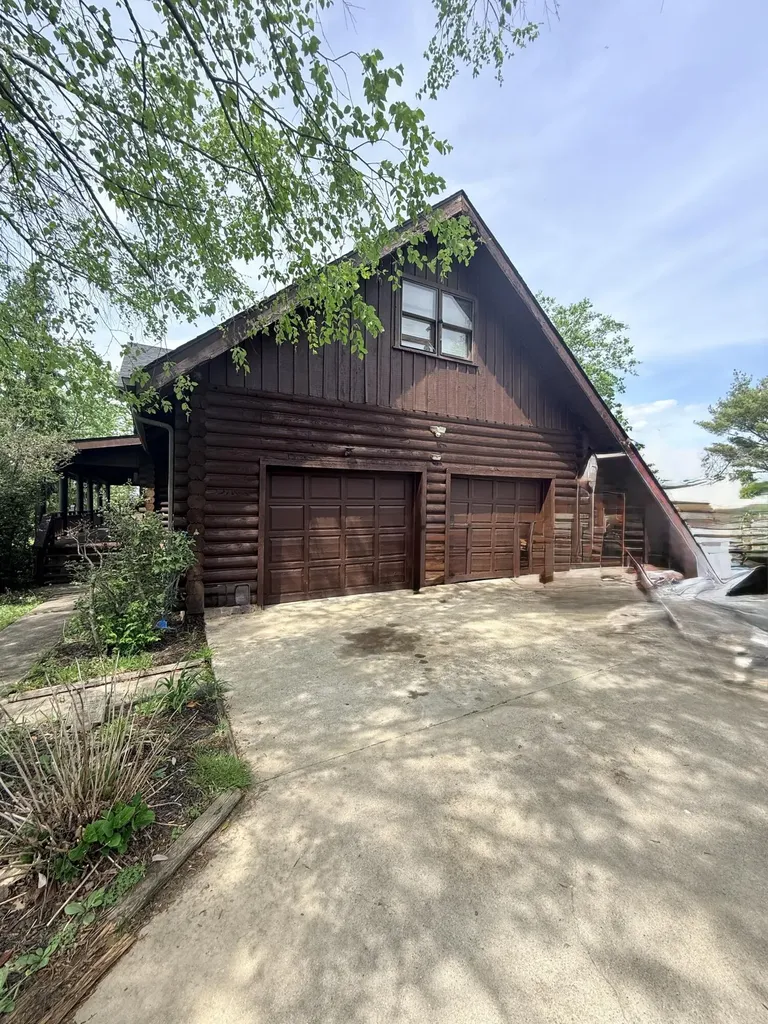 2006 Longview Drive Georgetown KY 40324