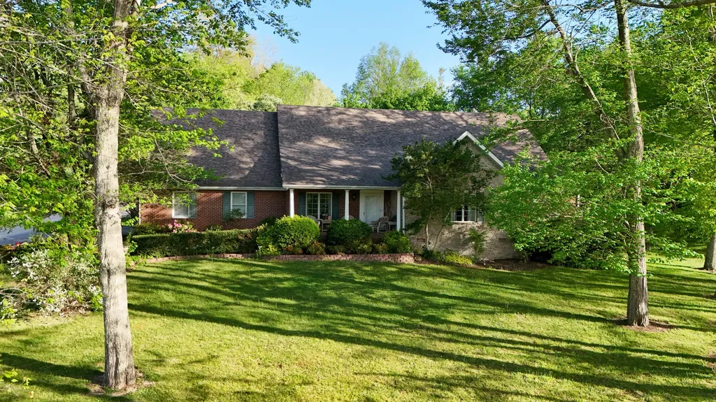 5686 Slate Lick Road London KY 40741