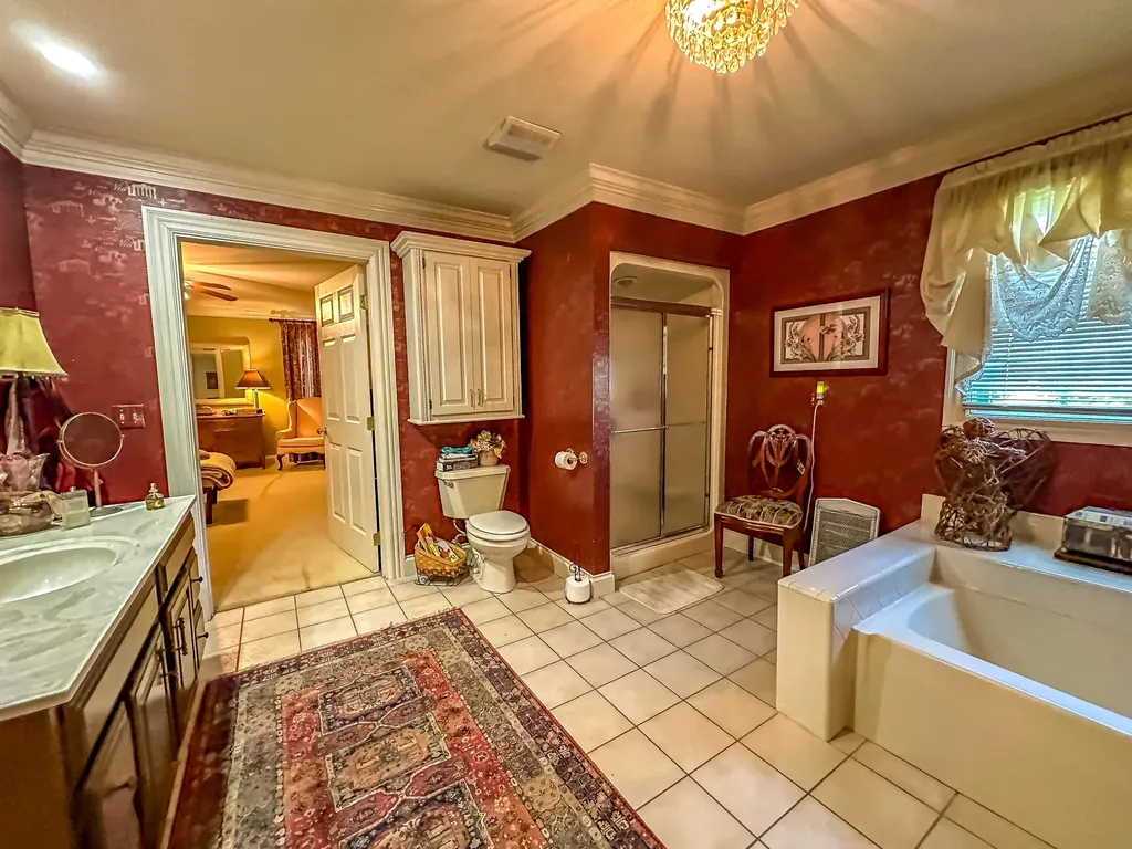 5686 Slate Lick Road London KY 40741