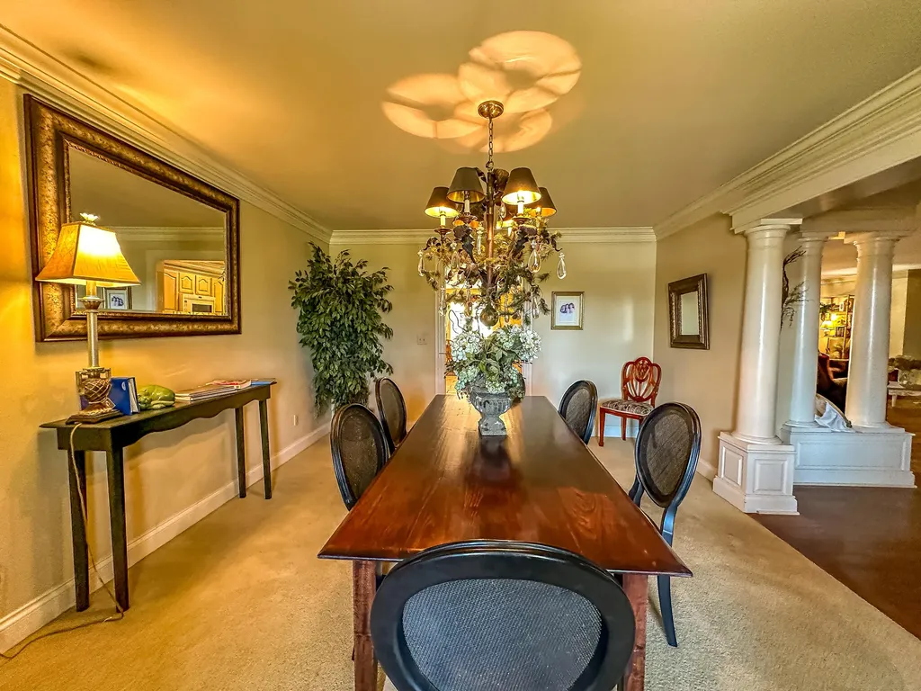 5686 Slate Lick Road London KY 40741