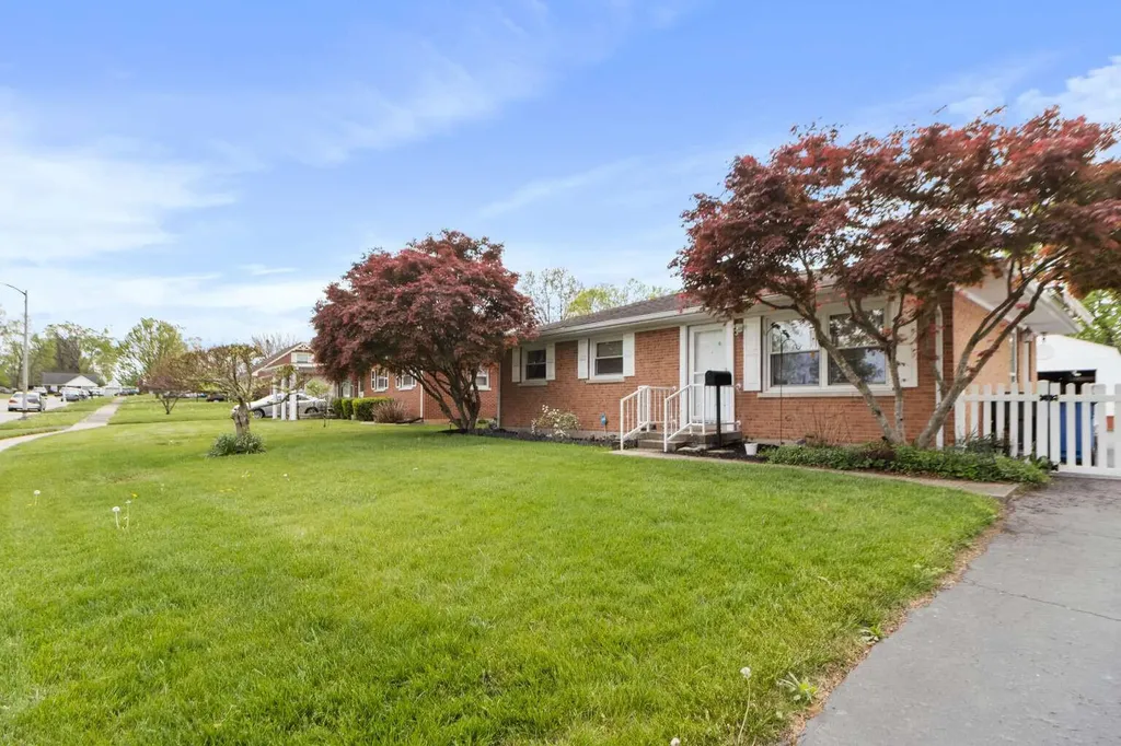 700 Eden Court Lexington KY 40505