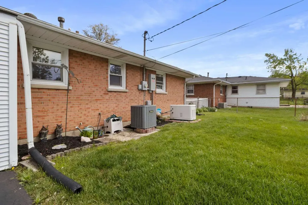 700 Eden Court Lexington KY 40505