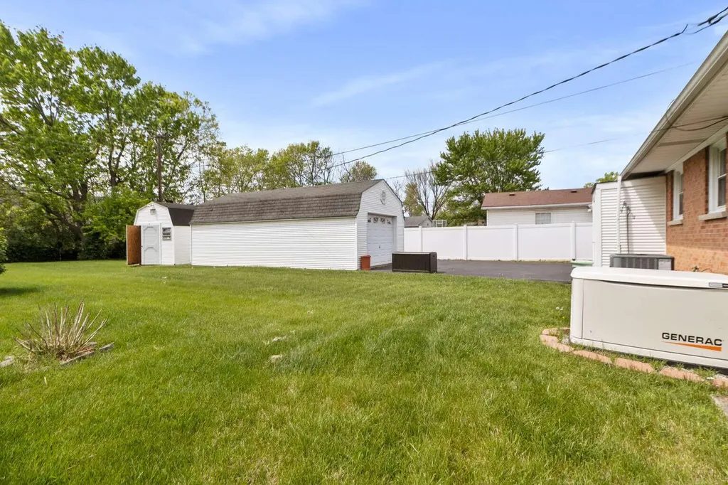 700 Eden Court Lexington KY 40505