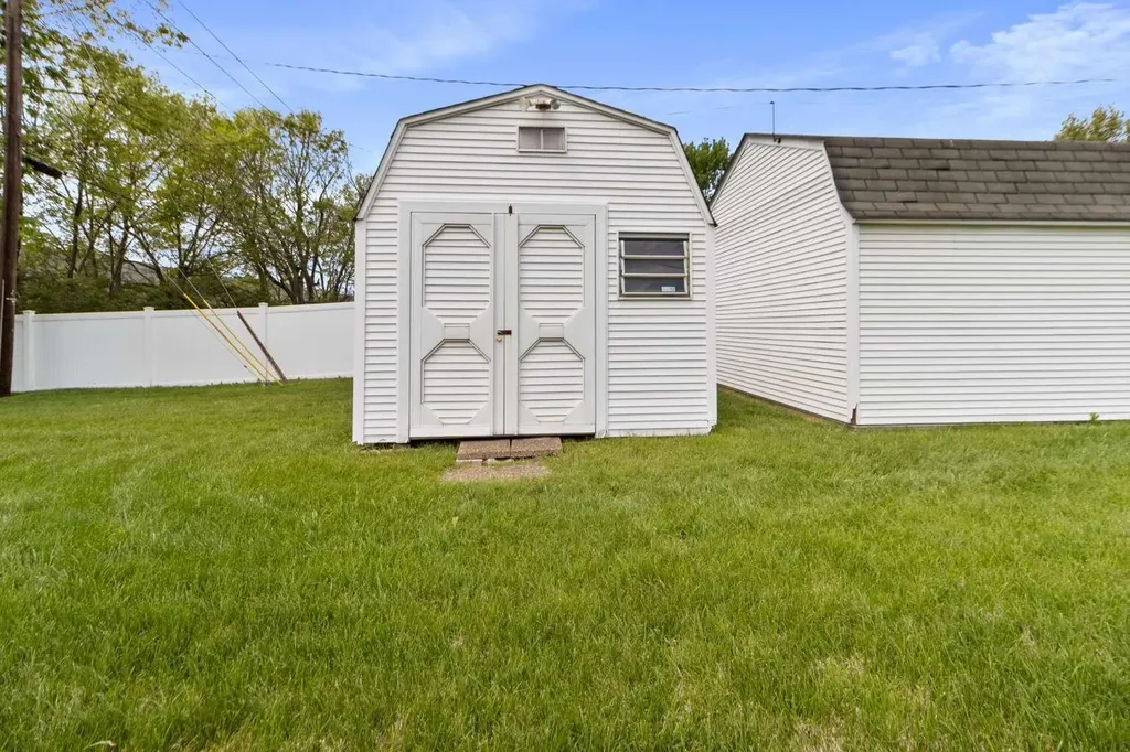 700 Eden Court Lexington KY 40505